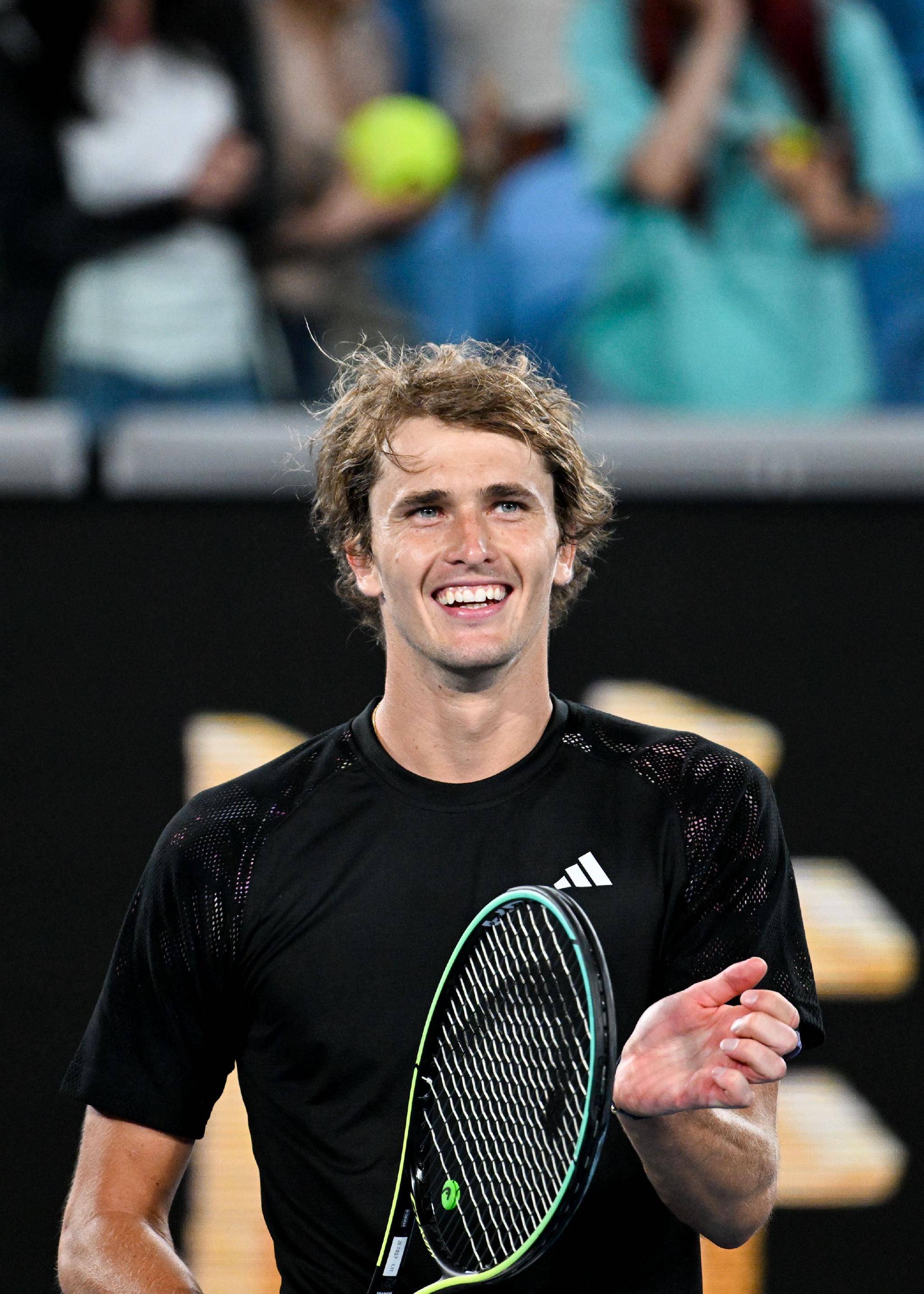 包含法网碾压拉沃尔杯，兹维列夫高光表现的词条