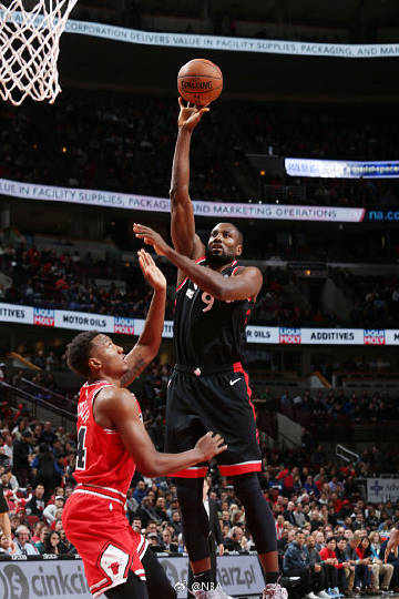 包含公牛轻取太阳，伦纳德带队取胜的词条